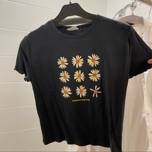 zara daisy crop top
